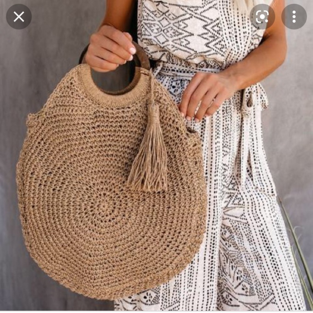 Vici bayou straw tassel handbag